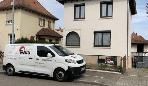 Chantier d'isolation extérieure et traitement de toiture dans le 67.