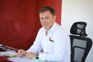 Photo du patron.