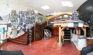 Showroom entrée.