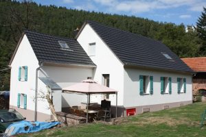 Chantier de ravalement de façade et changement de la couverture dans le 67.