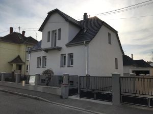 Chantier d'isolation extérieure et couverture dans le 67.