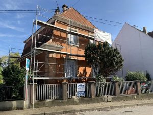 Chantier de ravalement de façade dans le 67.