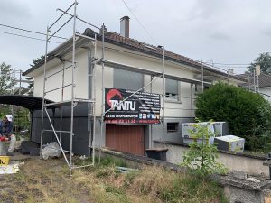 Chantier d'isolation extérieure et construction d'une terrasse dans le 67.