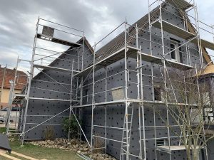 Chantier de ravalement de façade et aménagement d'une terrasse dans le 67.