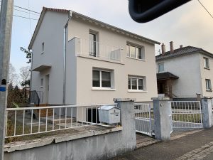 Chantier d'isolation extérieure et couverture dans le 67.