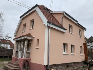 Chantier d'isolation extérieure d'une maison mitoyenne dans le 67.