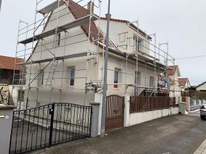 Chantier d'isolation extérieure dans le 67.