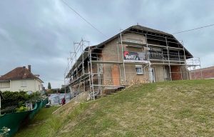 Chantier d'isolation extérieure et travaux de toiture dans le 67.