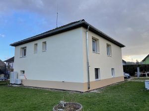 Chantier d'isolation extérieure et remplacement de gouttières dans le 67.