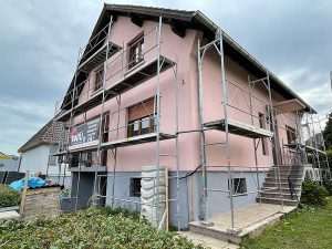 Chantier d'isolation extérieure et ravalement de façade à Souffelweyersheim.