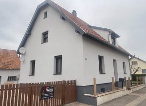 Travaux d'isolation, ravalement de façade et zinguerie.