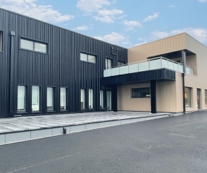 Photo construction d'un bâtiment tertiaire.