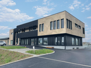 Photo bâtiment tertiaire.