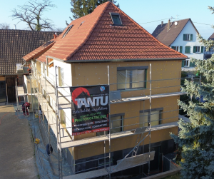Chantier d'isolation extérieure et ravalement de façade.