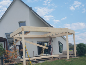 construction d'une pergola.