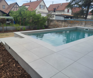 Création d'une piscine.