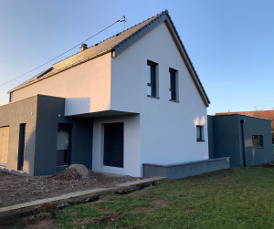 Ravalement de façade sur maçonnerie traditionnelle.